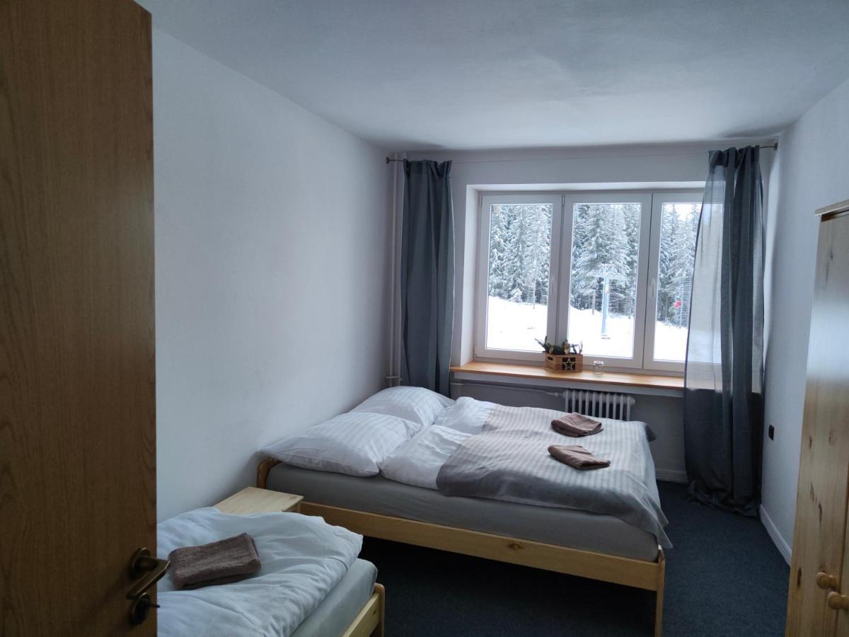 Chata - Dom Horskej Sluzby Jasna Demänovská Dolina Exterior foto